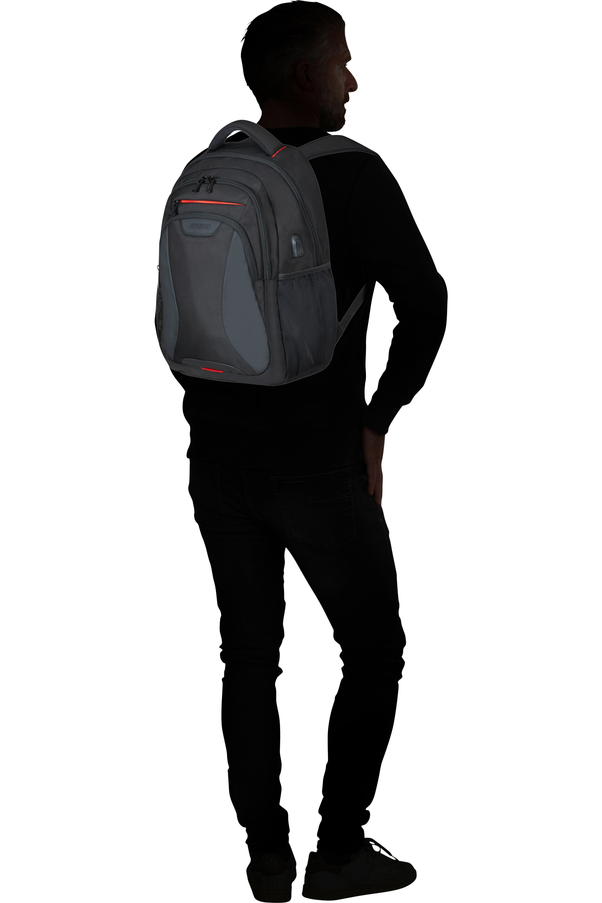 Zaino 15.6" con USB | At Work